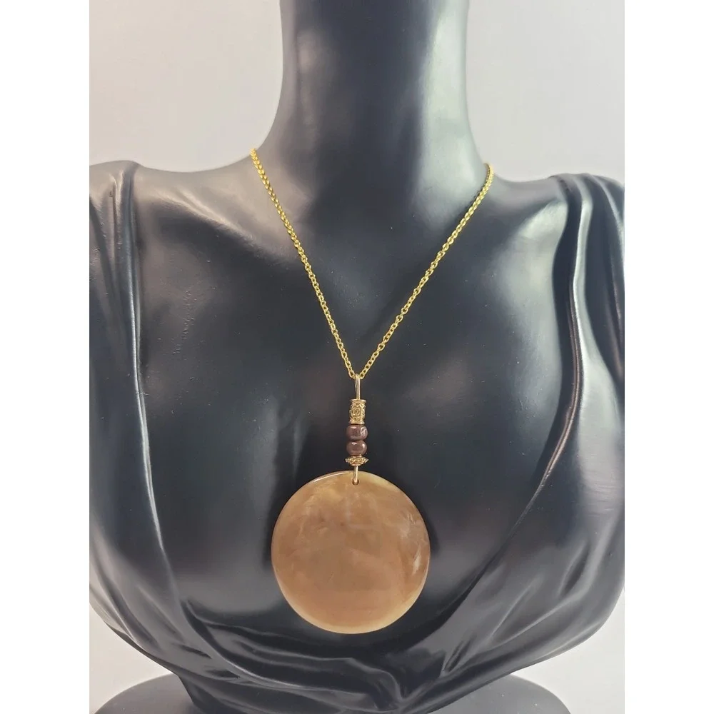 Gold Tone Tan Brown Round Disc Pendant Necklace Marbled Statement Boho Jewelry